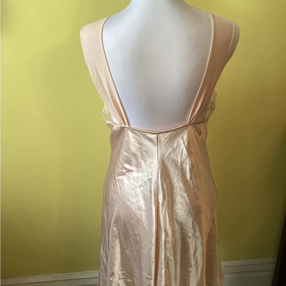 California Dynasty NWT Pretty Champagne Robe & Gown Set with Ivory Lace Size M - Picture 11 of 16